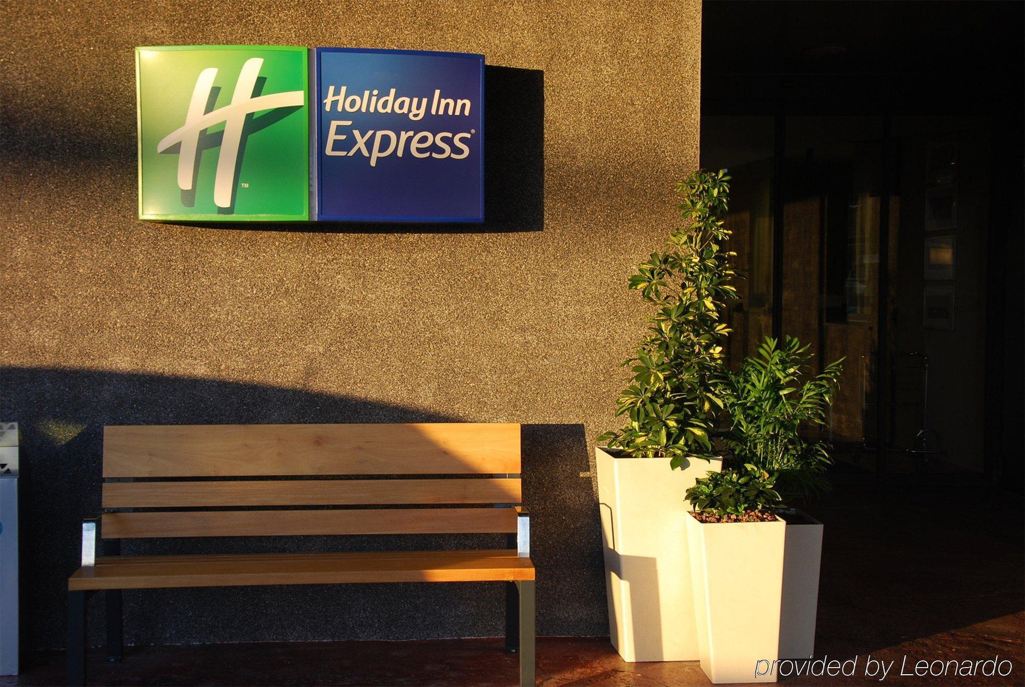 Holiday Inn Express Campo De Gibraltar-Barrios, An Ihg Hotel Лос Барриос Экстерьер фото